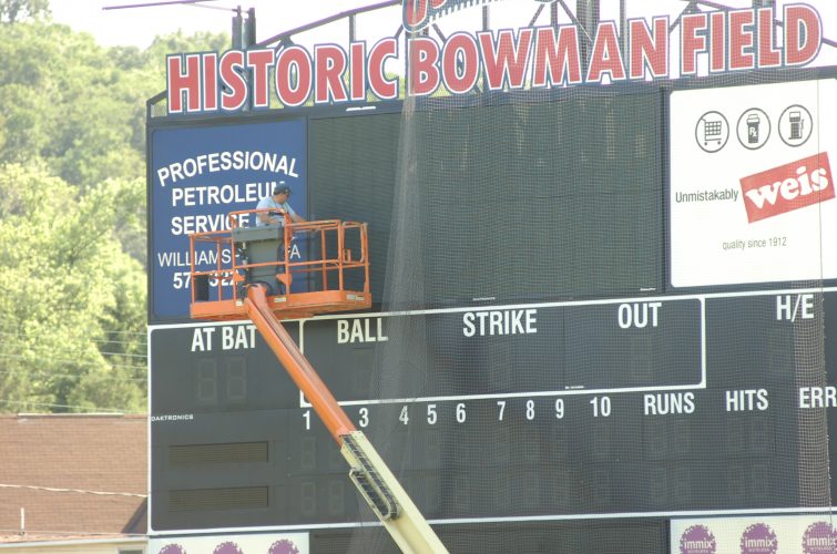 $628,000 scoreboard bid recommended | News, Sports, Jobs - Williamsport Sun-Gazette - Vimarsana News