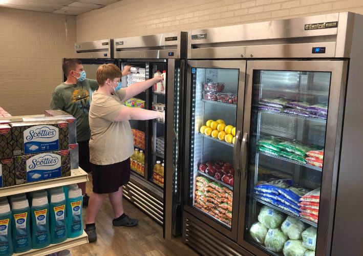 Student-run free grocery store helps feed town's hungry | News, Sports, Jobs - Vimarsana News