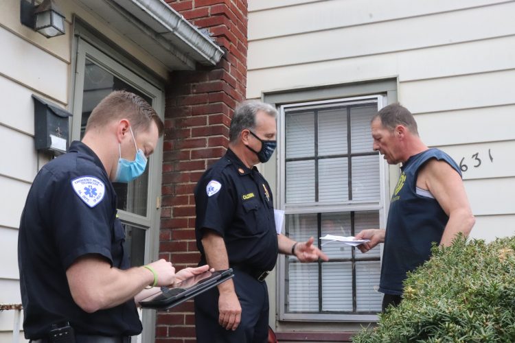 City firefighters install smoke detectors | News, Sports, Jobs - Vimarsana News