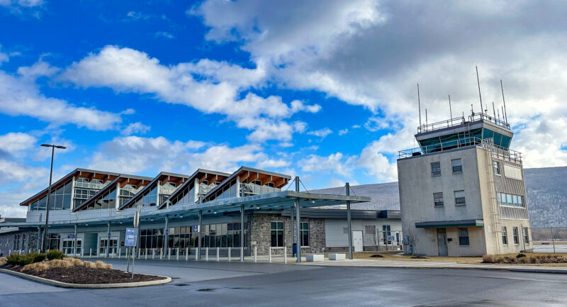 Lycoming County officials grapple with roots of lost airline service | News, Sports, Jobs - Vimarsana News