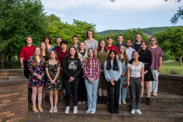 High school students share $1,500 for community projects | News, Sports, Jobs - Vimarsana News