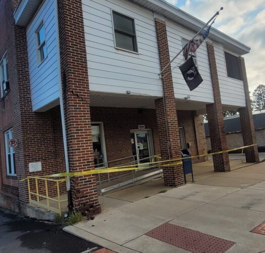 Crash damages historical building in Newberry | News, Sports, Jobs - Vimarsana News