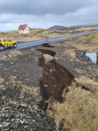 Major eruption in southwestern Iceland expected in hours or days. | News, Sports, Jobs - Vimarsana News