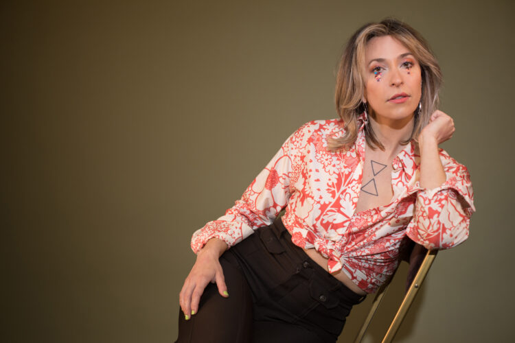 Rising star Lindsay Lou to perform at CAC | News, Sports, Jobs - Vimarsana News
