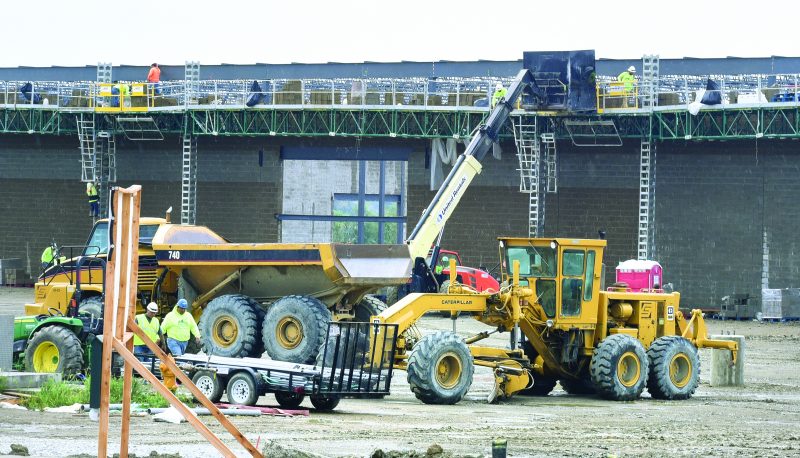 Menards Going Up Fast At The Highlands News Sports Jobs The