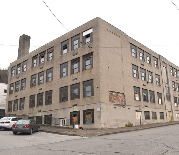 City of Wheeling Surveying Public on Future of Clay School | News, Sports, Jobs - Vimarsana News