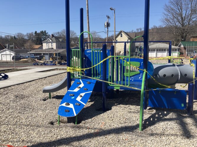 City Making Progress on Edgington Lane Playground Upgrades | News, Sports, Jobs - Vimarsana News