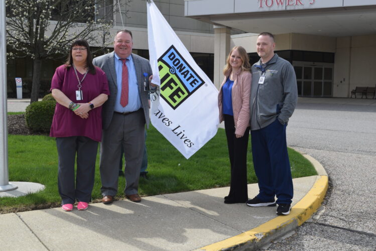 WVU Medicine Wheeling Hospital Celebrates Donate Life Month | News, Sports, Jobs - Vimarsana News