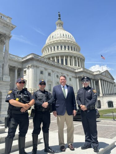 WPD Officers Visit D.C. For National Police Week | News, Sports, Jobs - Vimarsana News