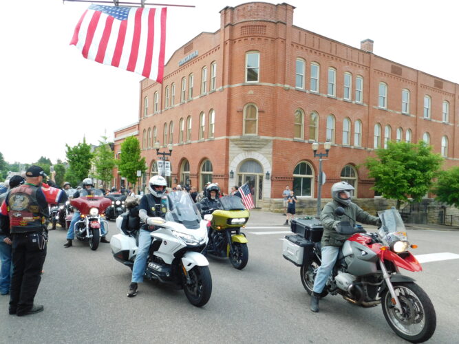 'Run for the Wall' Passes Through St. Clairsville on Memorial Day | News, Sports, Jobs - Vimarsana News