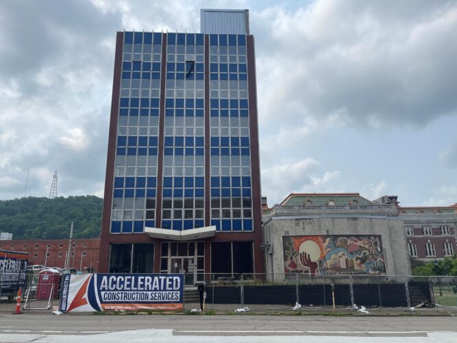 Work Picking Up at Helping Heroes' New Downtown Wheeling Headquarters | News, Sports, Jobs - Vimarsana News