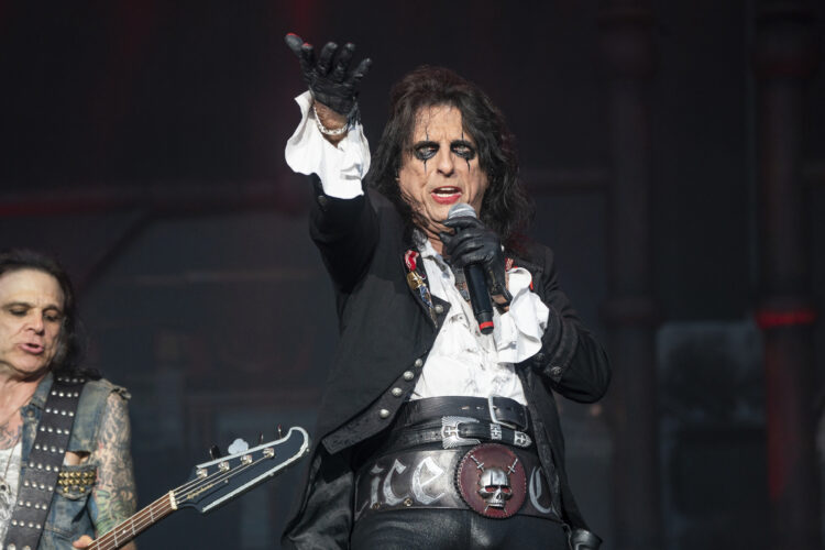 Alice Cooper Will Rock WesBanco Arena Oct. 8 | News, Sports, Jobs - Vimarsana News