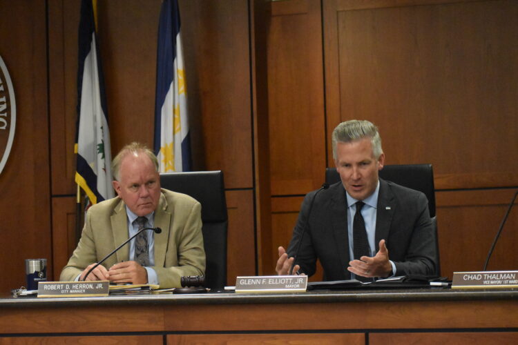 City Looks To Eliminate Downtown Parking Meters | News, Sports, Jobs - Vimarsana News