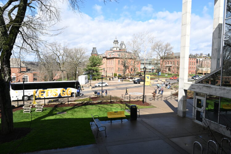 WVU Provost's Office Offers Five Additional Final Recommendations | News, Sports, Jobs - Vimarsana News