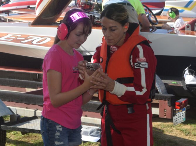 Women's Involvement Growing at Wheeling Vintage Raceboat Regatta | News, Sports, Jobs - Vimarsana News