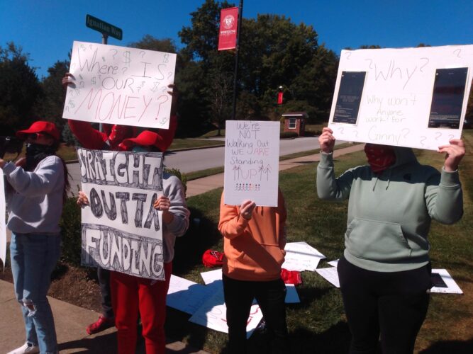Wheeling University Students Protest State of Facilities | News, Sports, Jobs - Vimarsana News