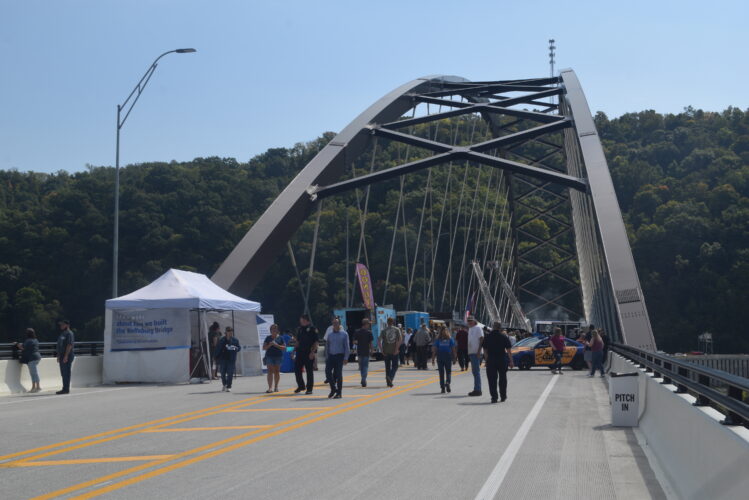 Residents Talk Pros, Cons of New Ohio River Bridge | News, Sports, Jobs - Vimarsana News