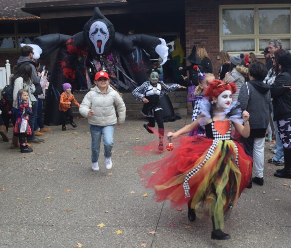Wheeling Country Day School Holds Halloween Costume Parade | News, Sports, Jobs - Vimarsana News