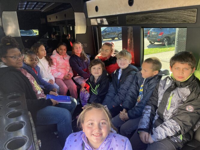 Standout Madison Elementary Students Treated to Limo Ride, Lunch | News, Sports, Jobs - Vimarsana News