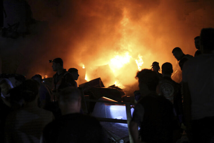 Protest marches call for immediate halt to bombing of Gaza | News, Sports, Jobs - Vimarsana News