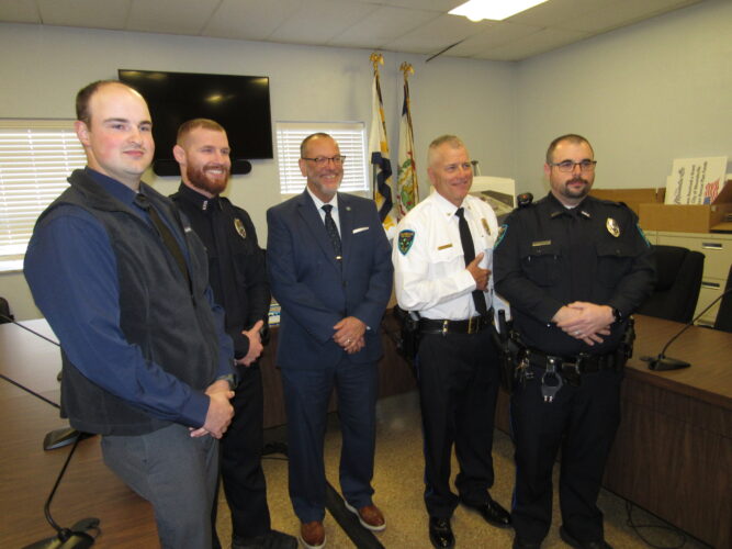 Moundsville Hires New Police Officers for First Time in Over Two Years | News, Sports, Jobs - Vimarsana News