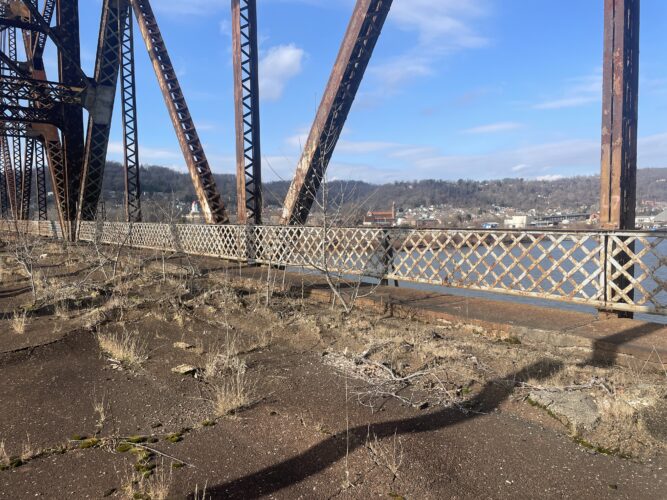 'All We Can Do Is Wait and See': No State or Federal Body Is Monitoring the Bellaire Bridge | News, Sports, Jobs - Vimarsana News