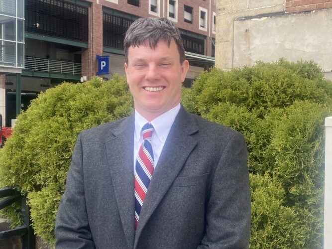 Ryan White Vying For Intermediate Court Judgeship | News, Sports, Jobs - Vimarsana News