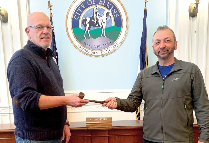 Passing of the Gavel | News, Sports, Jobs - The Intermountain - Vimarsana News