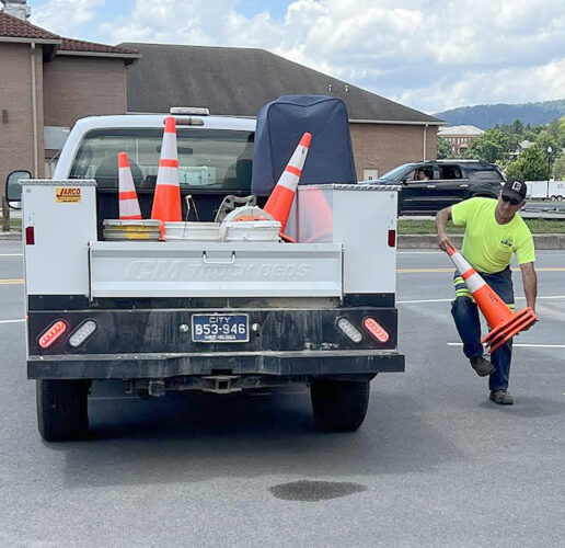 Elkins crews touch up lines, crosswalks | News, Sports, Jobs - Vimarsana News