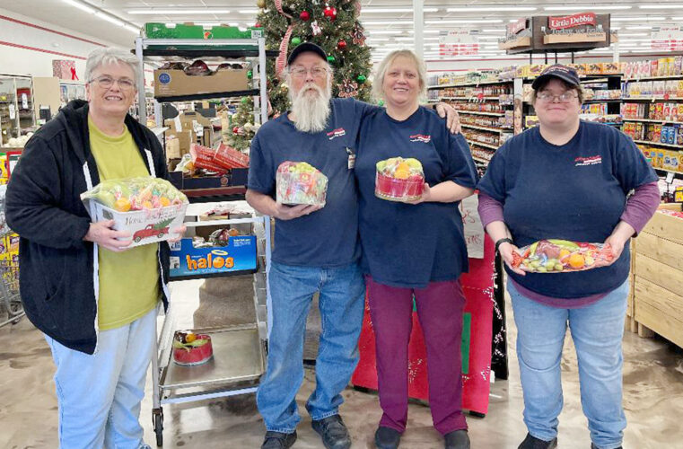 Church ladies group continues holiday fruit basket tradition | News, Sports, Jobs - Vimarsana News