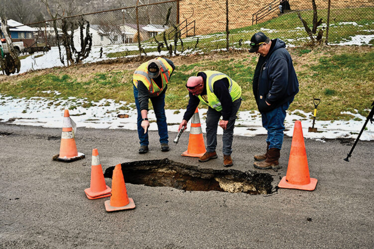WVDOH helping repair sinkhole | News, Sports, Jobs - Vimarsana News