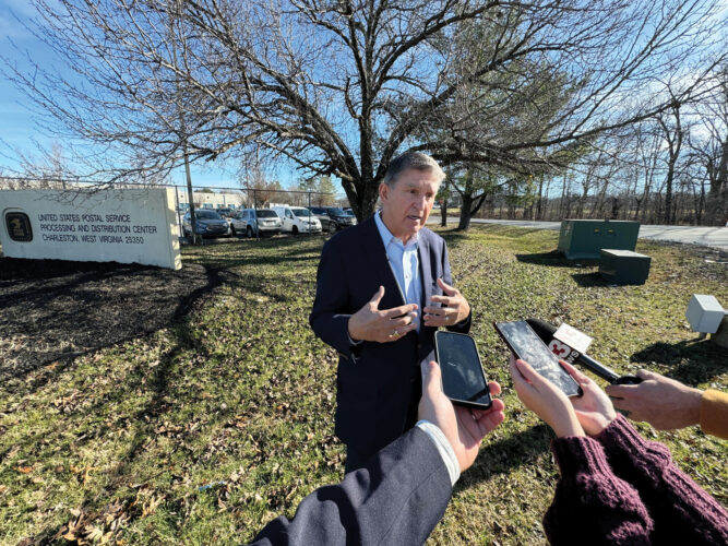 Manchin comments on Postal Service findings | News, Sports, Jobs - Vimarsana News