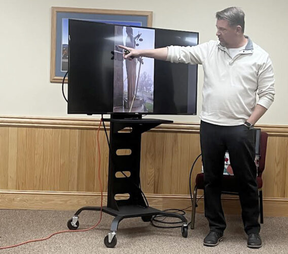 Commissioner details plans to repair statue outside of courthouse | News, Sports, Jobs - Vimarsana News