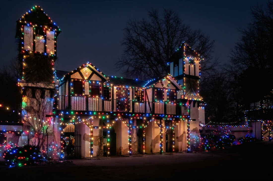HOLIDAY PLANNER 2024: Limited tickets remain for Madrigal; THS FBLA to host movie night; area attractions offer lights and more; | News, Sports, Jobs - Vimarsana News