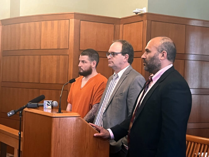 Murder defendants request mitigation expert | News, Sports, Jobs - Vimarsana News