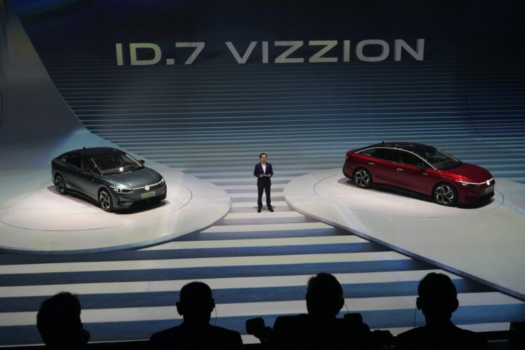 Tue. 9:24 a.m.: Volkswagen unveils electric luxury sedan at China auto show | News, Sports, Jobs - Vimarsana News