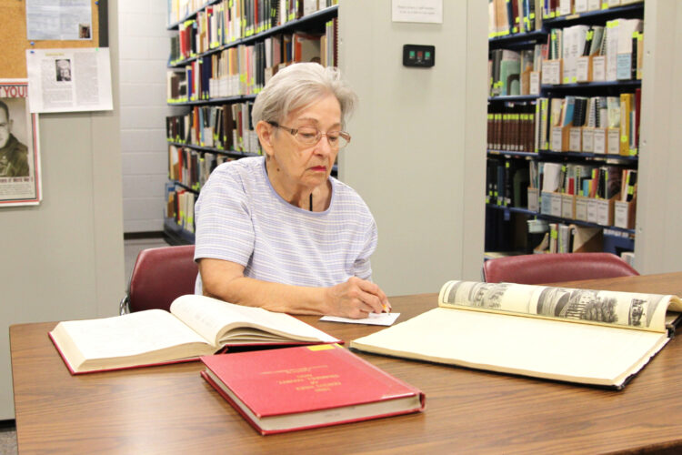 Woman traces family back to the American Revolution | News, Sports, Jobs - Vimarsana News