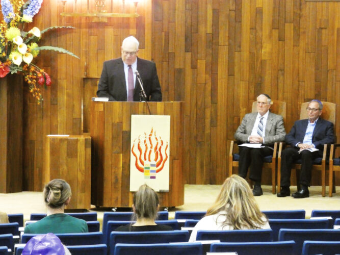 Prayers for Israel: Temple holds vigil | News, Sports, Jobs - Vimarsana News