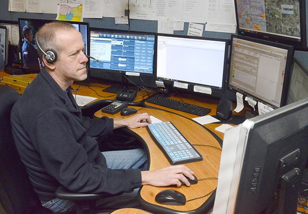 Trumbull County 911 chief calls for rate hike | News, Sports, Jobs - Vimarsana News