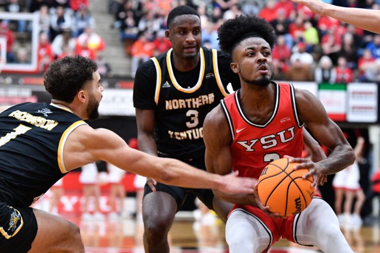 YSU shuts down NKU defensively in blowout