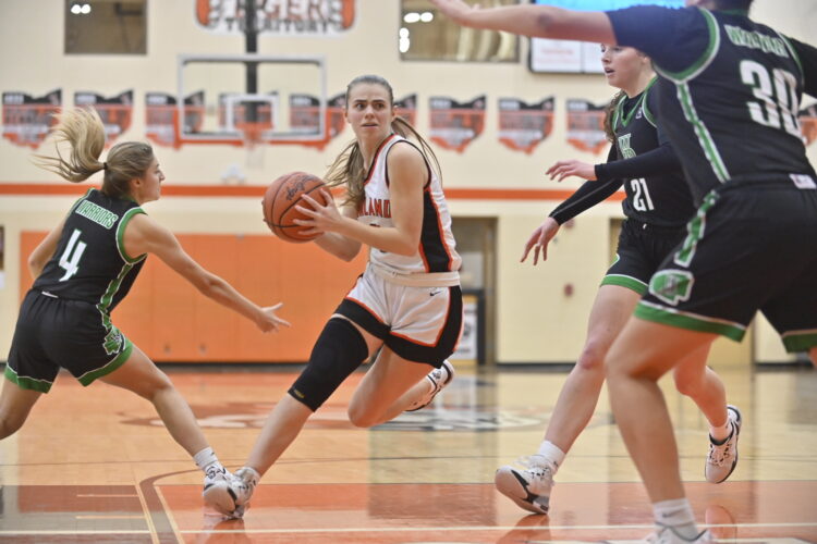 Howland toppled by West Branch in pre-tournament challenge