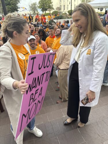 Alabama governor signs legislation protecting IVF providers from legal liability into law