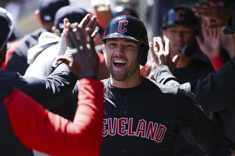 Seven Guardians combine on 2-hitter as Cleveland dumps Twins 3-1