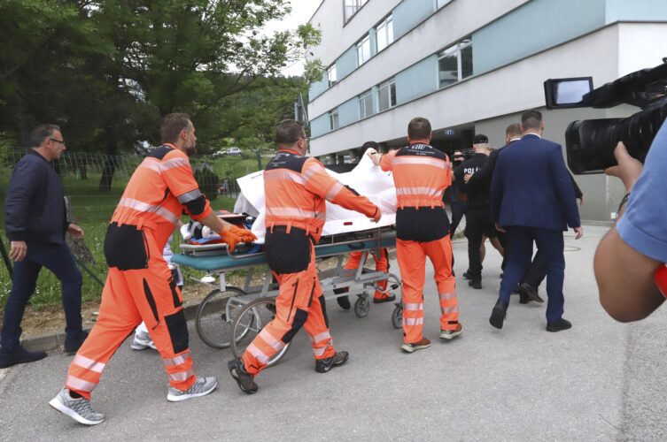 Slovakia&rsquo;s prime minister is expected to survive assassination attempt, deputy says
