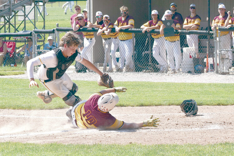 South Range pulls away from United