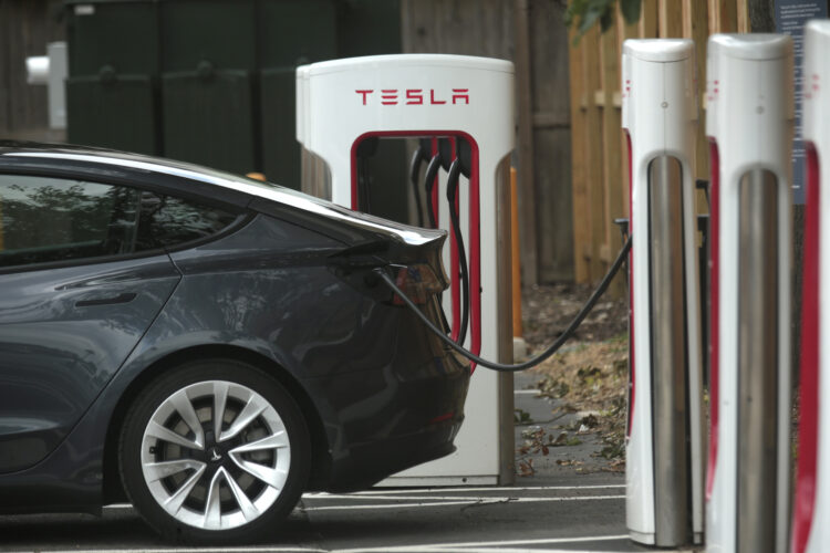 Thefts of charging cables pose yet another obstacle to appeal of electric vehicles Thefts of charging cables pose yet another obstacle to appeal of electric vehicles