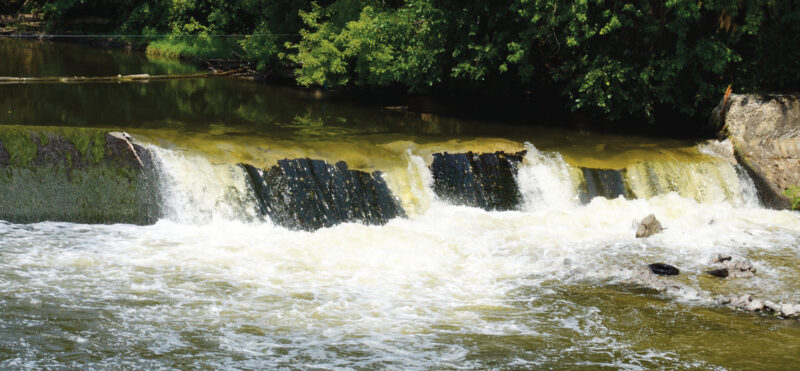 Warren dam demo begins