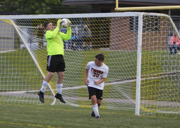 Newton Falls tops Garfield, 1-0 Newton Falls tops Garfield, 1-0