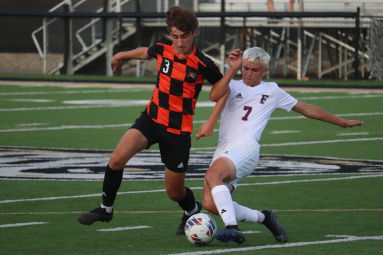 Howland, Fitch ends in draw