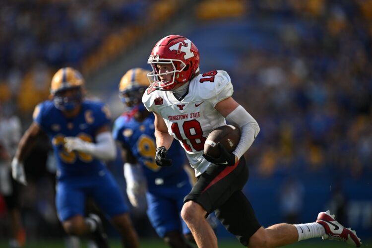 Traugh shines, defense falters as YSU gets thumped by Pitt 73-17 Traugh shines, defense falters as YSU gets thumped by Pitt 73-17